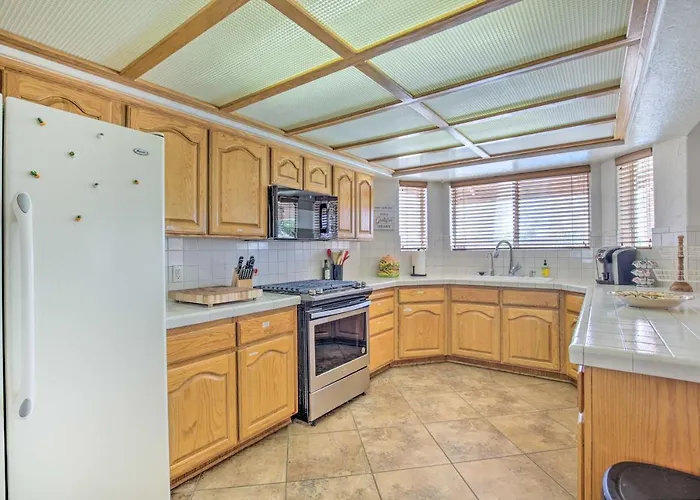 Сasa de vacaciones Sunny Retreat W/ Private Pool & Grill! Yuma