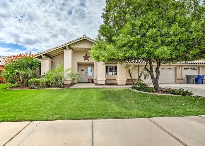 Sunny Retreat W/ Private Pool & Grill! * Yuma