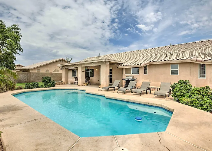 Casa vacanze Sunny Retreat W/ Private Pool & Grill!